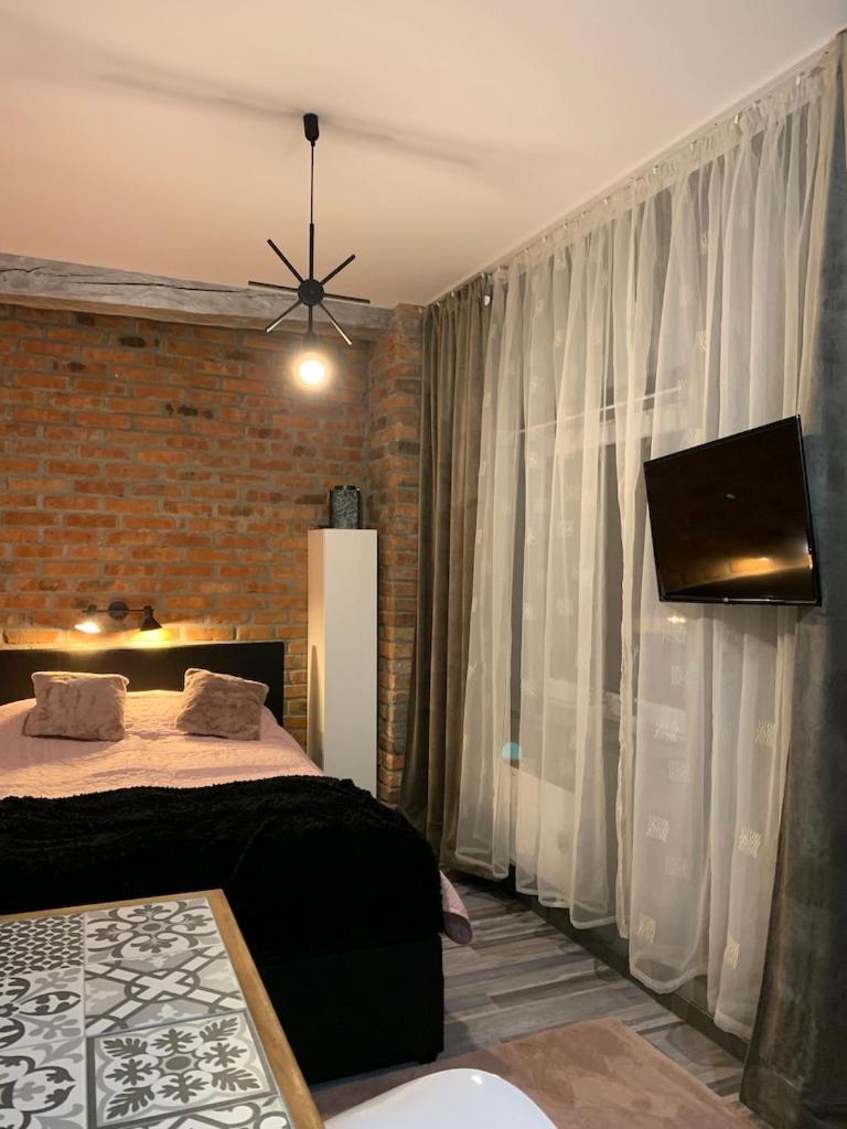 Siedlisko Kępina Zdrój Apartamento Ostrow  Exterior foto
