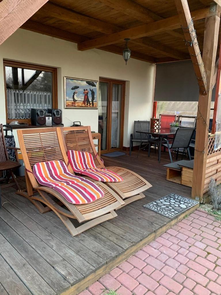 Siedlisko Kępina Zdrój Apartamento Ostrow  Exterior foto