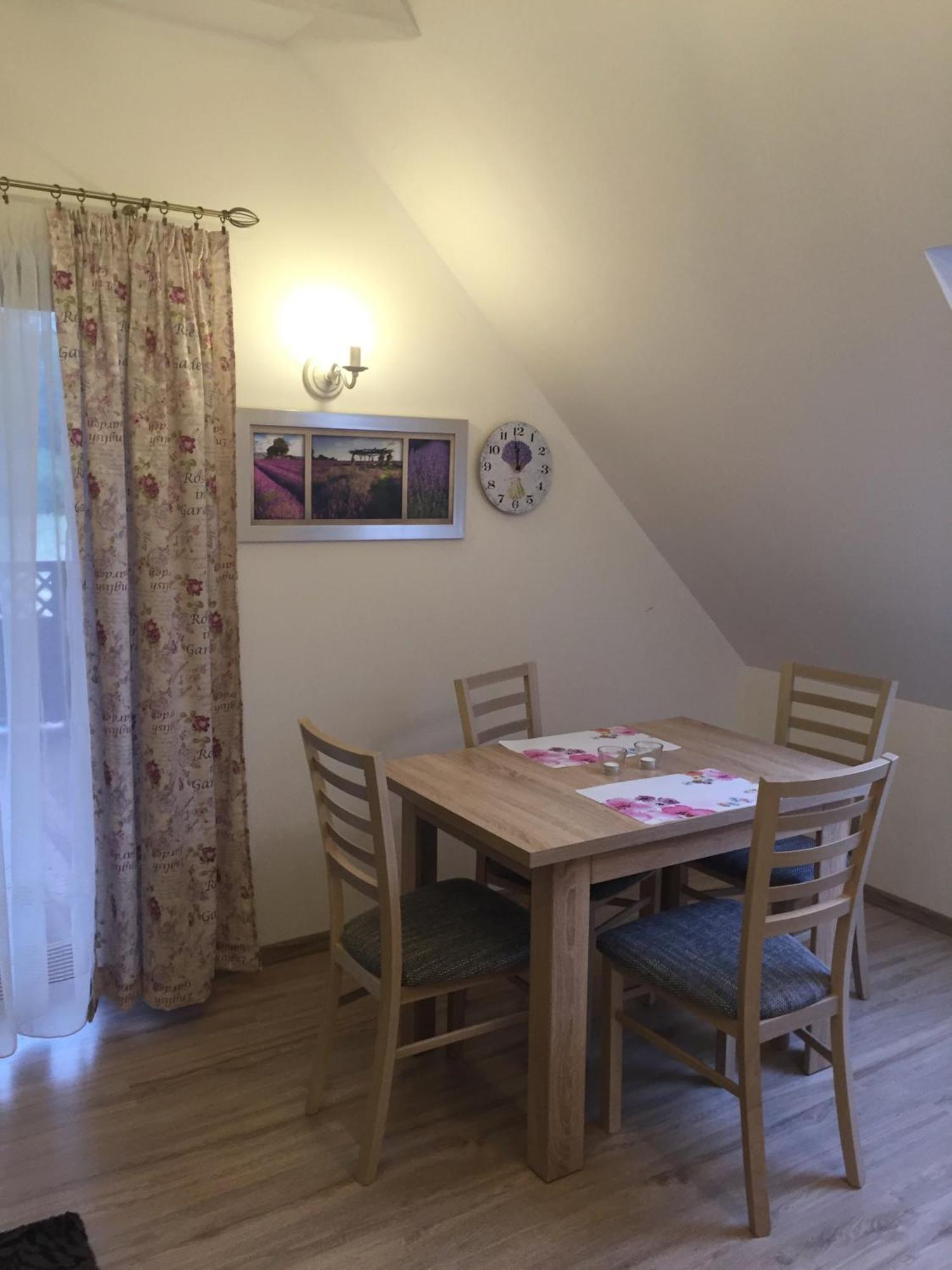 Siedlisko Kępina Zdrój Apartamento Ostrow  Exterior foto