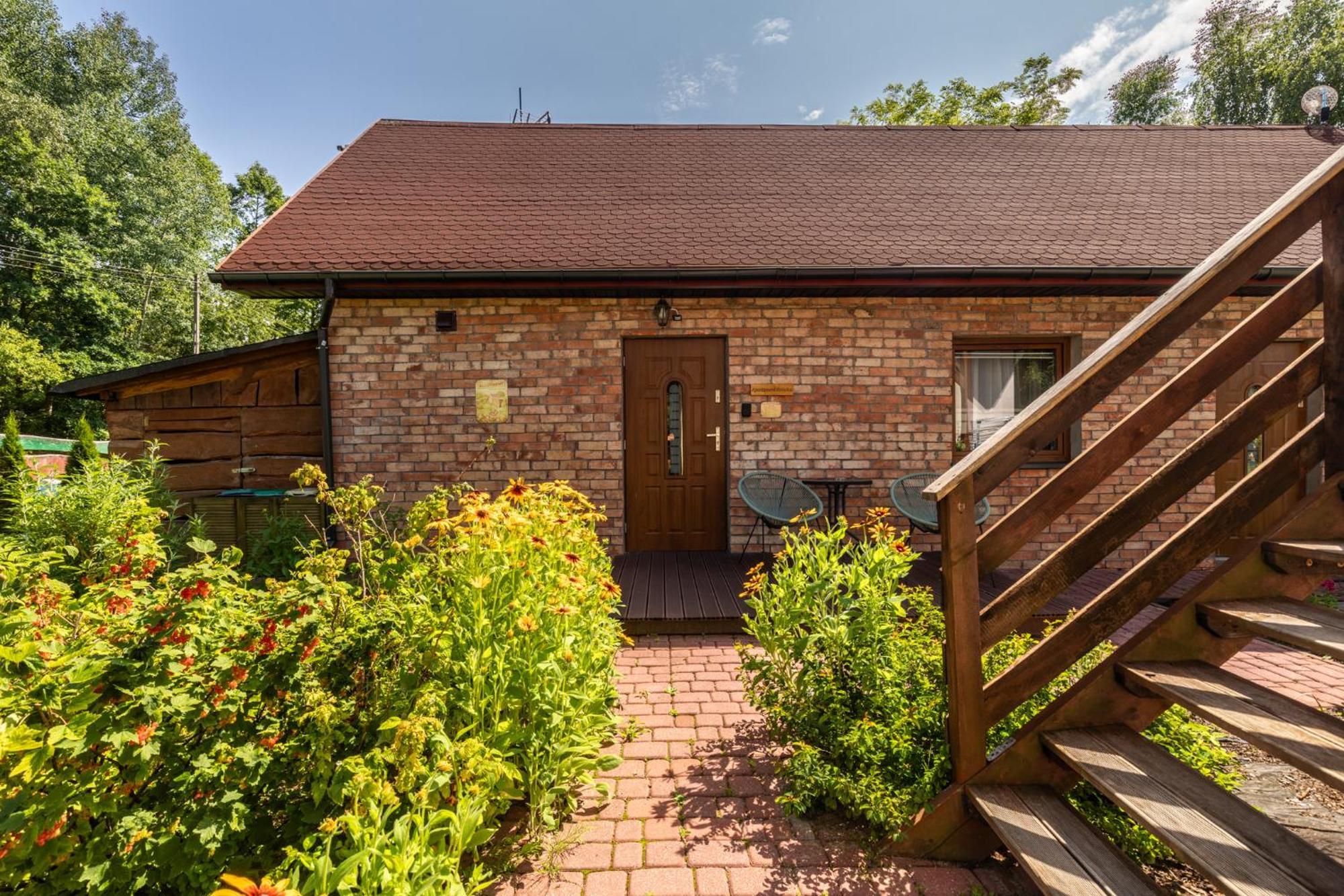 Siedlisko Kępina Zdrój Apartamento Ostrow  Exterior foto
