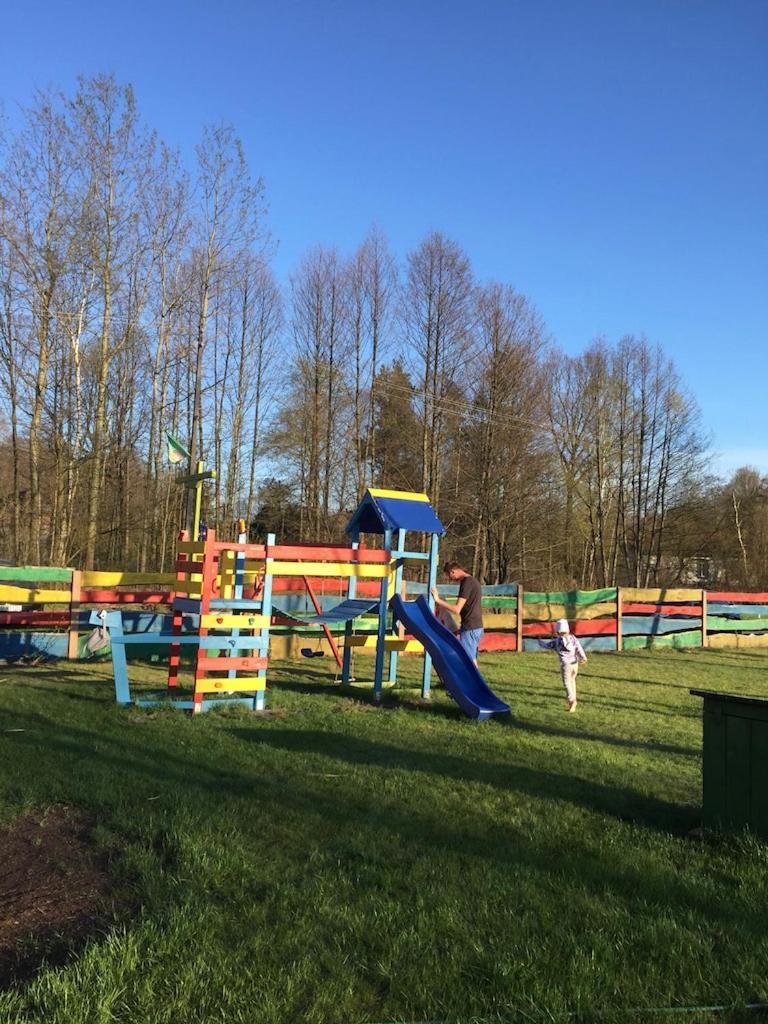 Siedlisko Kępina Zdrój Apartamento Ostrow  Exterior foto
