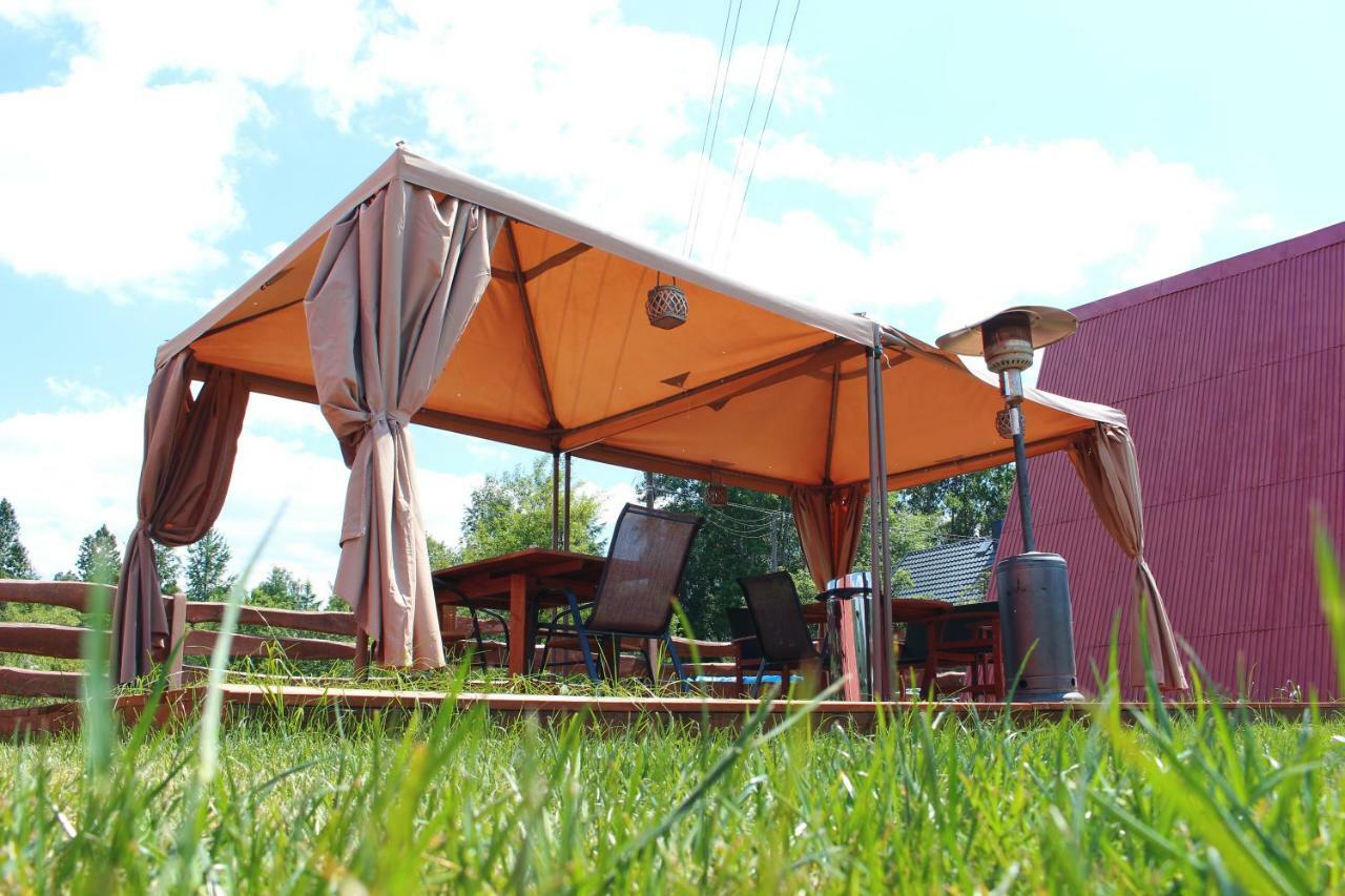 Siedlisko Kępina Zdrój Apartamento Ostrow  Exterior foto